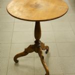 919 9021 PEDESTAL TABLE